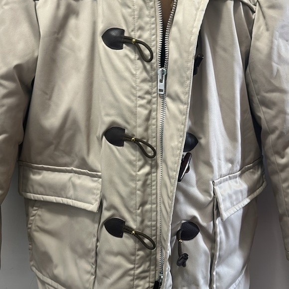 Landlubber Puffer Jacket- Large - Picture 8 of 11